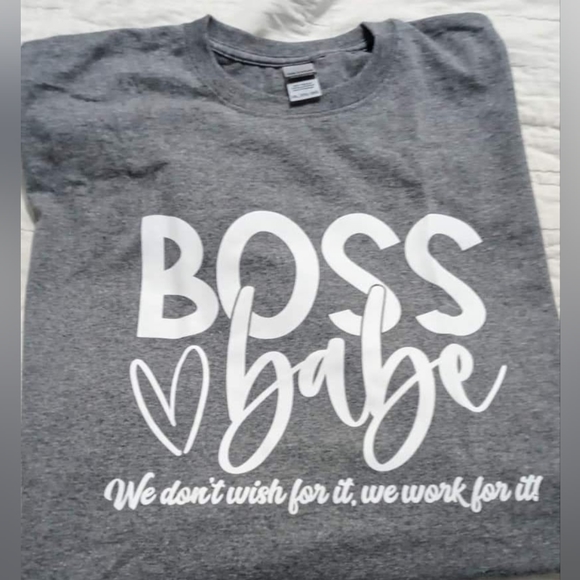 Women' unisex Boss babe grey crewneck  T - shirt - Picture 4 of 4